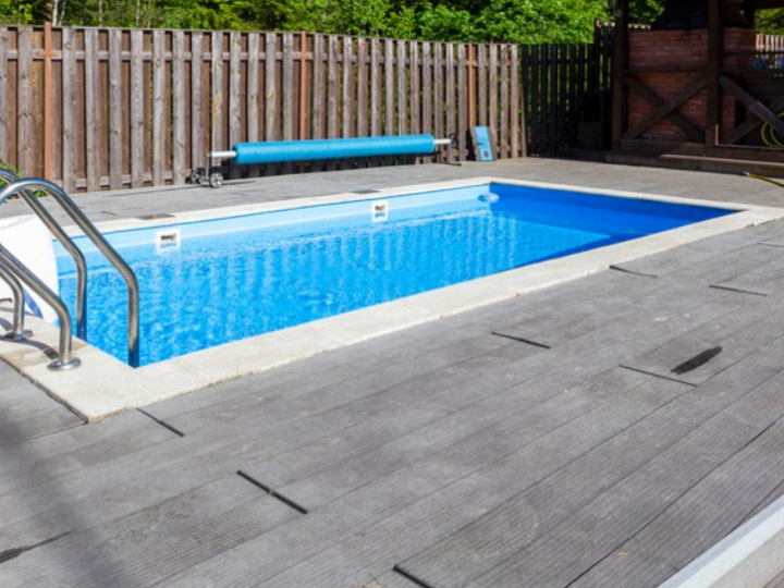 How Pool Resurfacing Can Give Your Swimming Pool a Fresh New Look